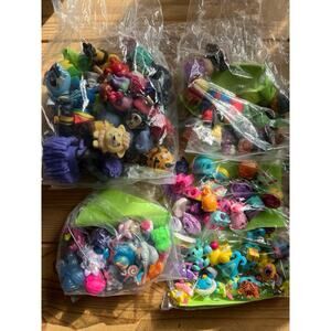100 Piece Mixed Lot Shopkins TSum Hatchimals Shimmer Shine Mini Figures